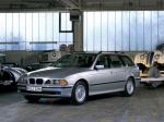 BMW 528i Touring 1997 года